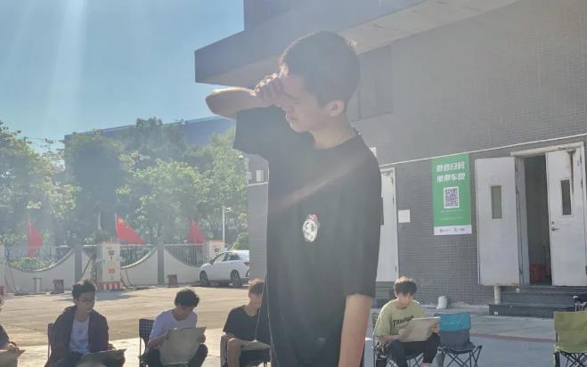 广州树华画室：课堂纪实，唯有不断精进，不断战胜自己！